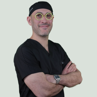 Portrait du Dr Etienne Suerinck, fondateur d'Abrux